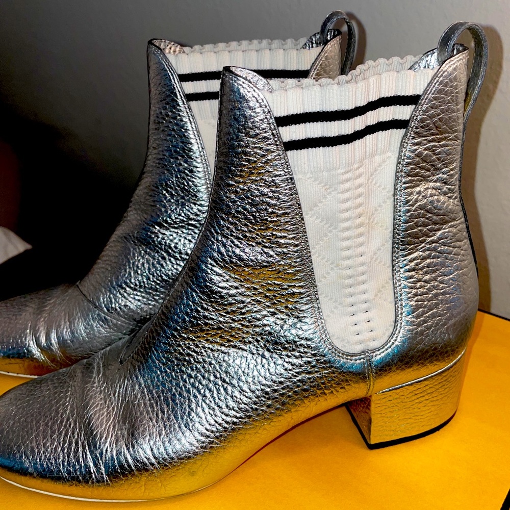 FENDI LEATHER CHELSEA BOOTS $400
